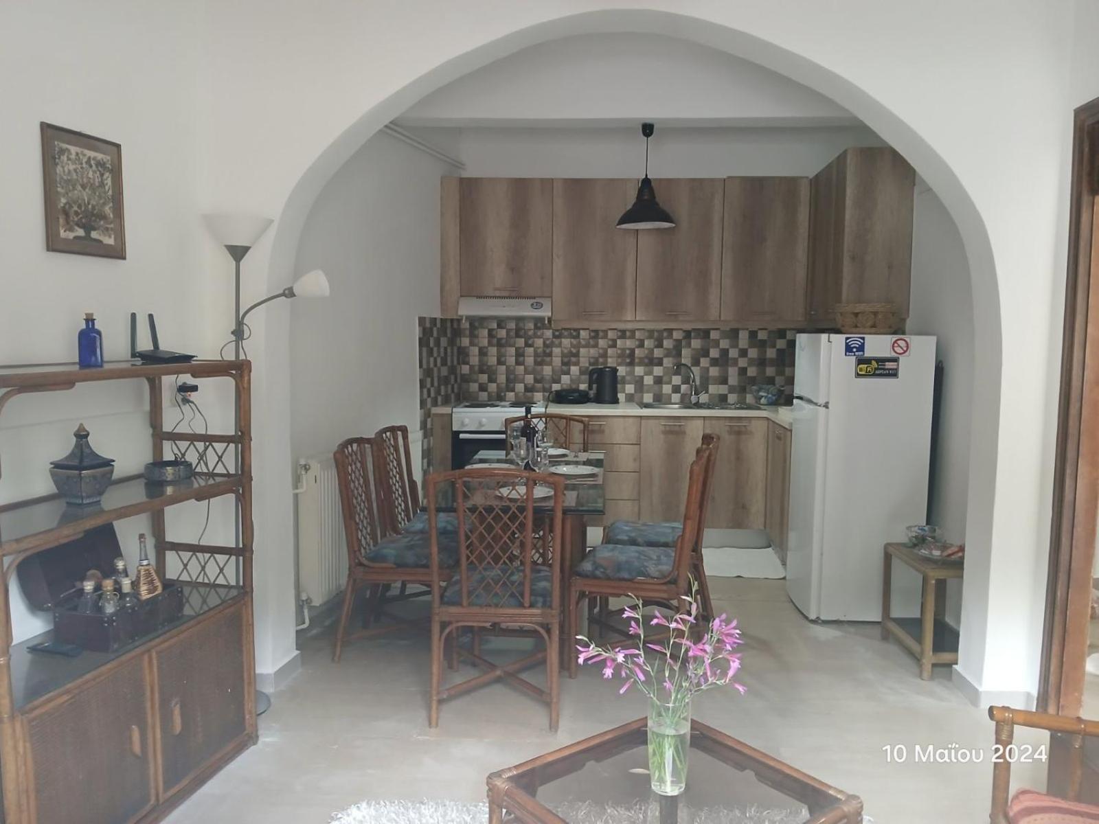 Christos Holiday home Sgourades